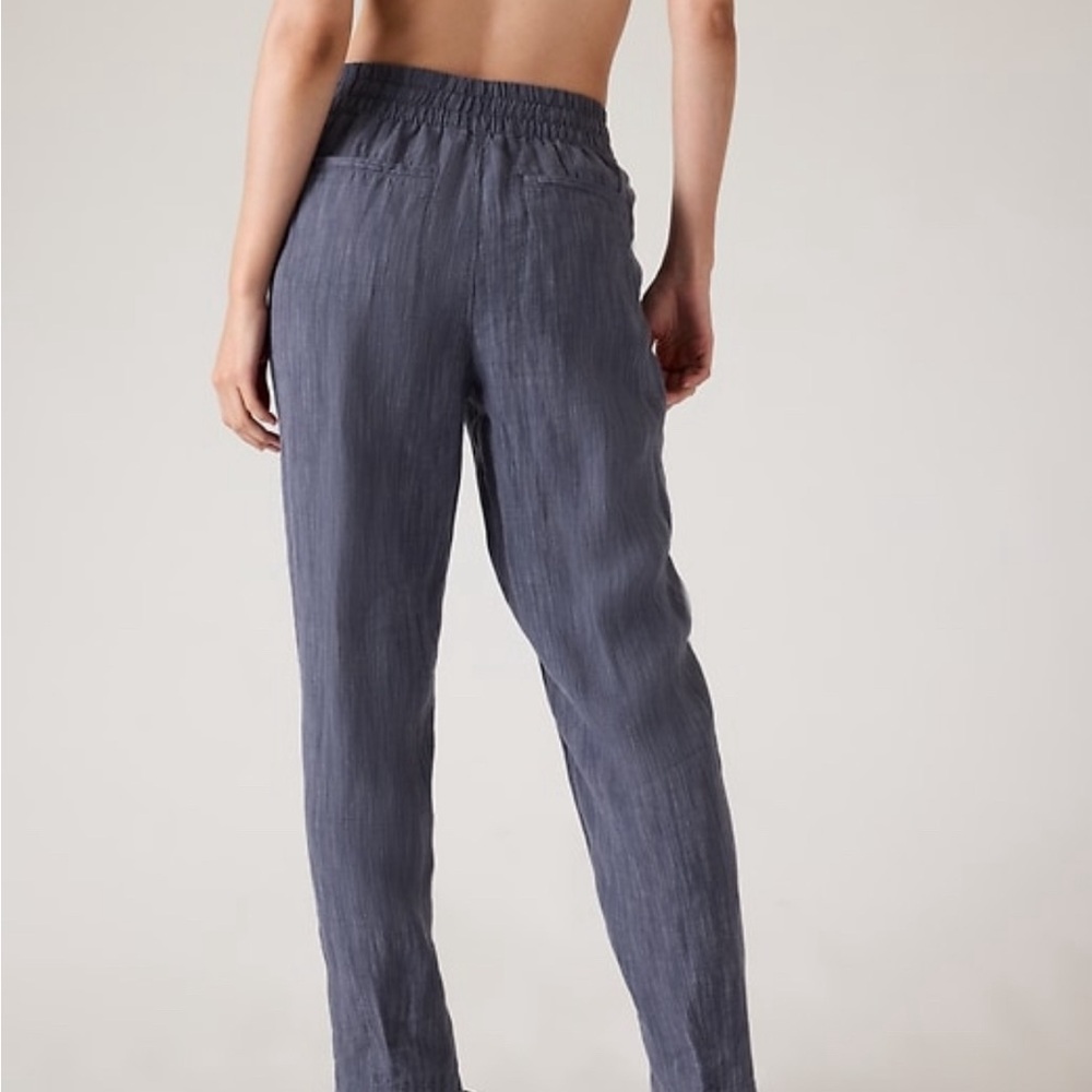 Athleta Retreat Linen High Rise Ankle pant NWT Size LARGE color Raining Violet